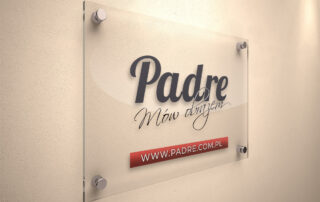 logo-napis-na-szybie